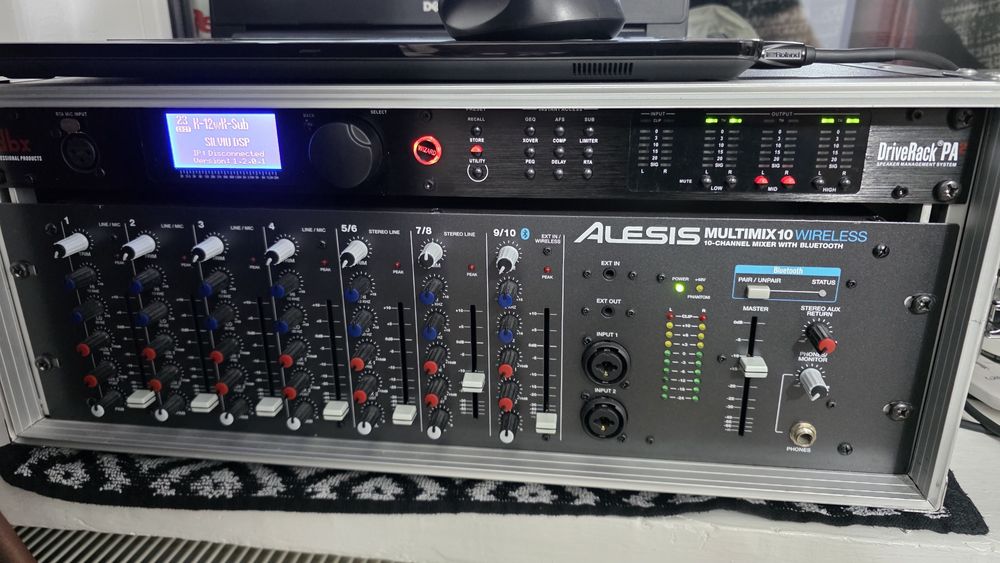 Vand mixer pasiv Alesis multimix 10 wireless