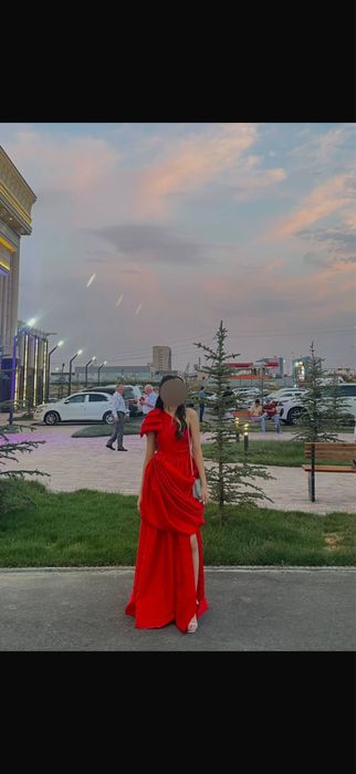 Платье красное выпускное