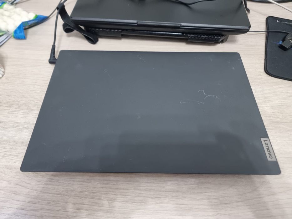 ноутбук lenovo.