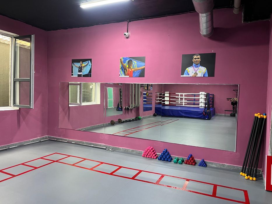 Записываемся на бокс ! Стань сильнее