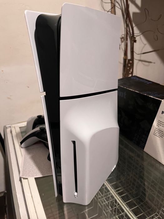 Playstation 5 slim като нов!