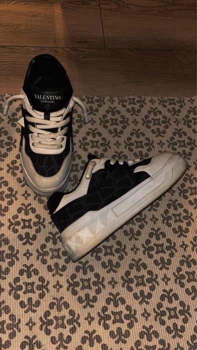 Valentino one stud xl
