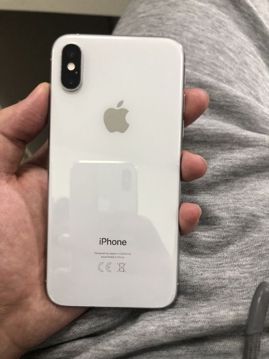 Айфон x 256гб.