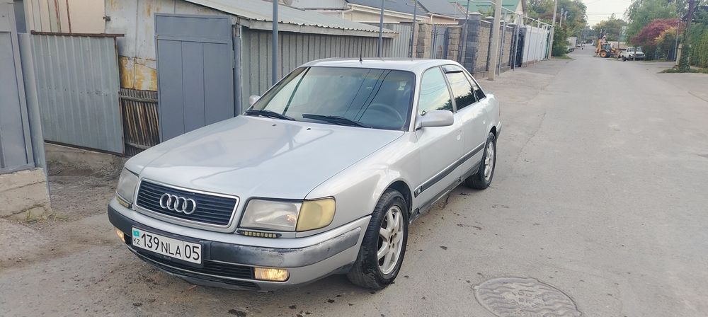 Ауди 100 С4, объем 2.8 автомат