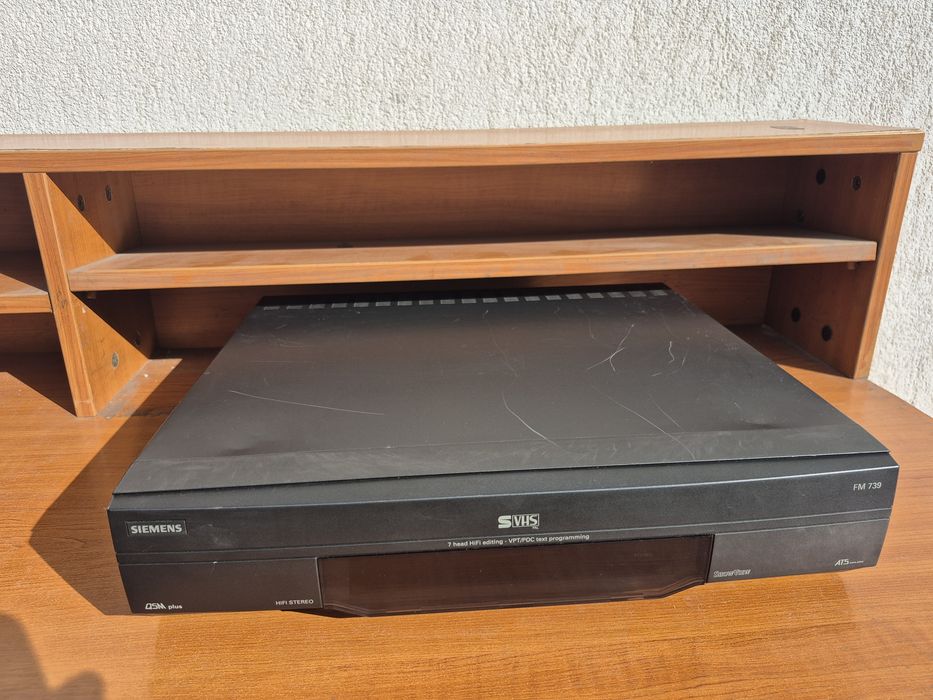 Vând Video recorder S VHS Marca Siemens model FM-739V6,made in Germany