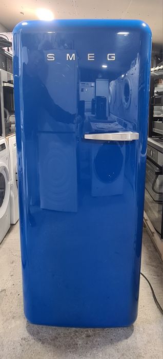 Vintage  Хладилник с камера  SMEG  fab28lbl