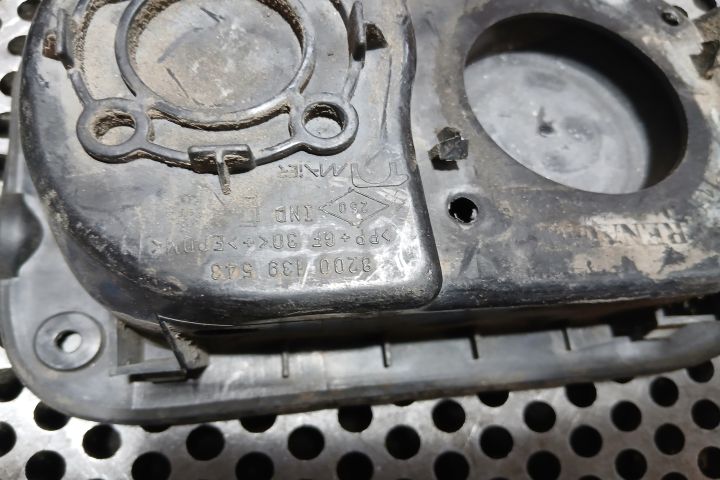 Usita rezervor 8200139543 8200139543 Renault Scenic a 2-a generatie