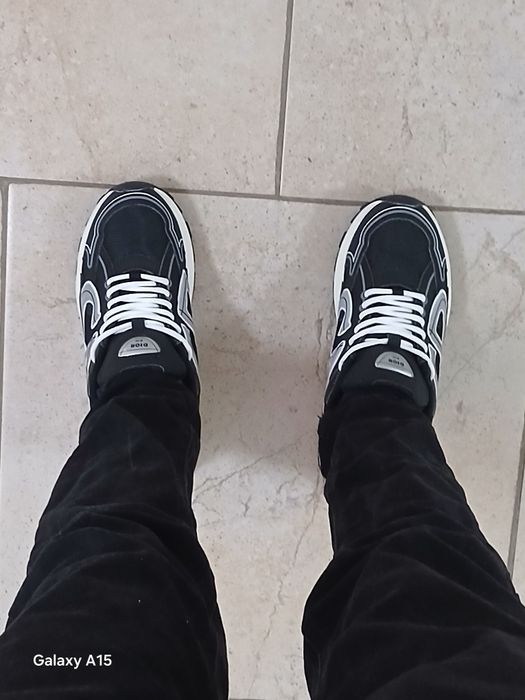 Продам обувь diorb30 есть чеки и пыльник