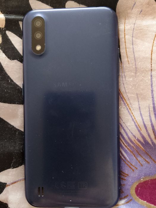 Продам Самсунг А01