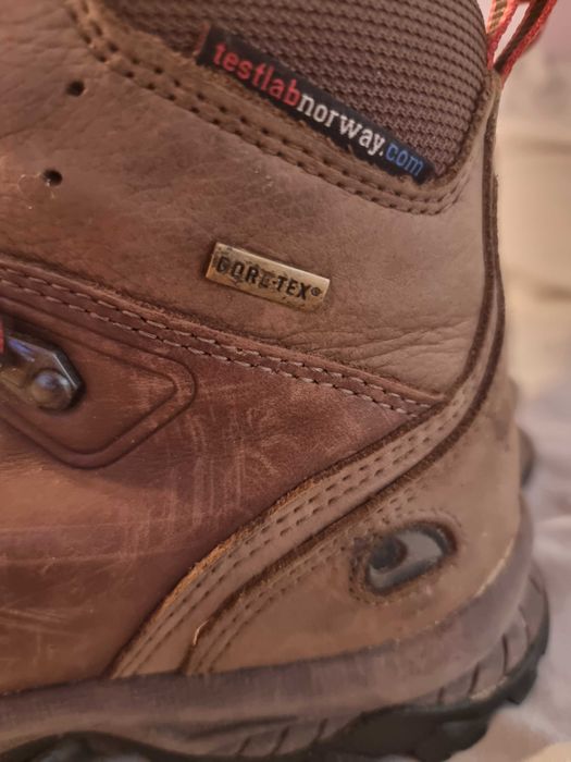 Туристически обувки Viking