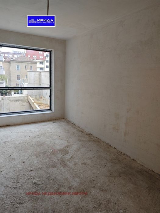 Продава се Тристаен апартамент в София, Център - 119 кв.м за 1297 €/кв.м - Снимка #1