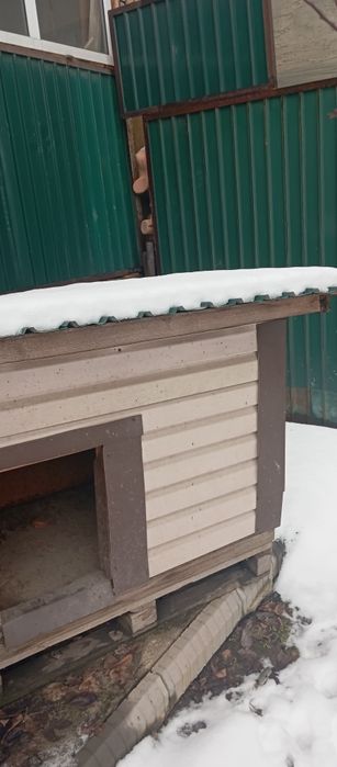 Будка для собак продам