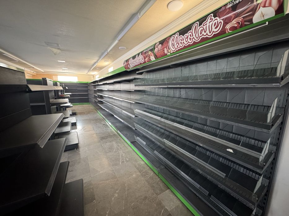 Polka stelaj magazin uchin yangi holatda