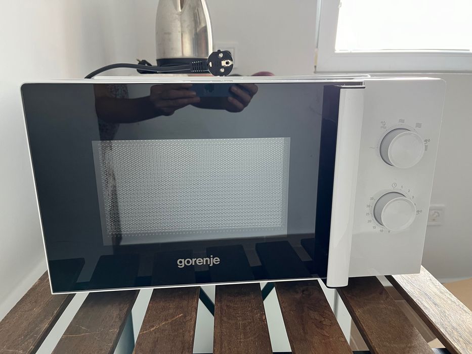 Микровълнова фурна GORENJE - НОВА