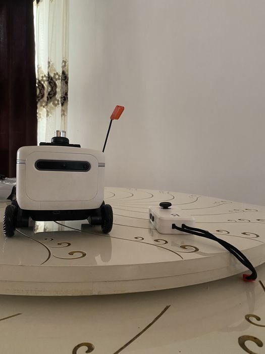 Яндекс робот игрушечный