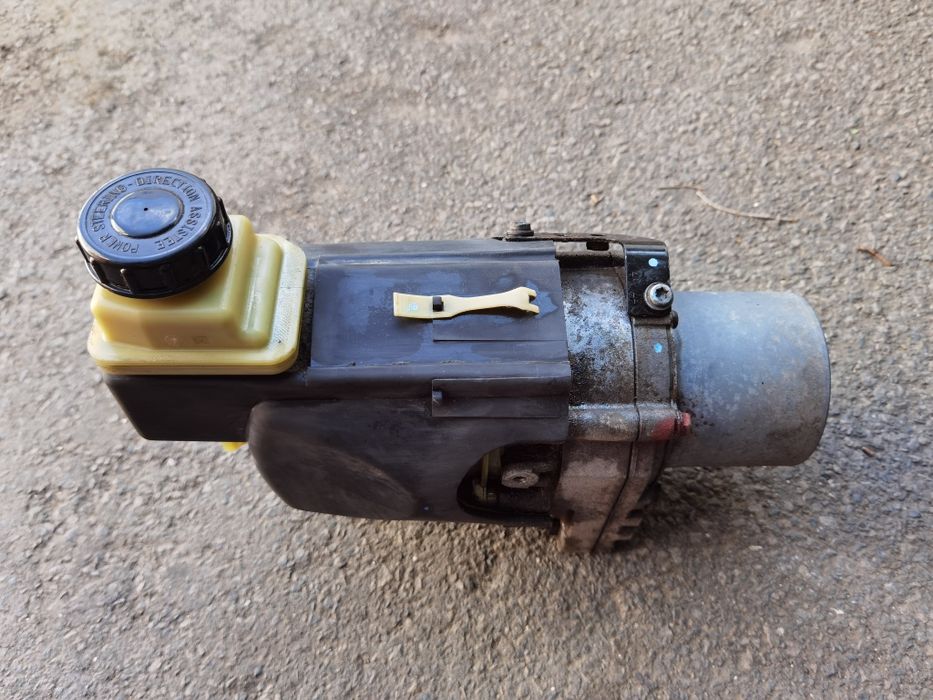 Pompa servo directie Renault Laguna 3 cod 491100023R