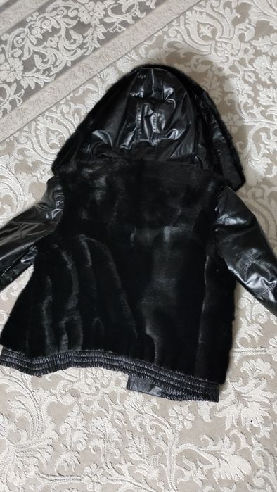 Продам куртку бомбер