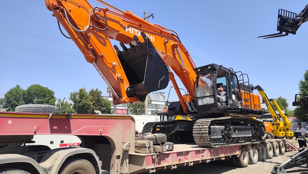 Гусеничный экскаватор Hitachi (LANDCROS) ZX470LC-5A