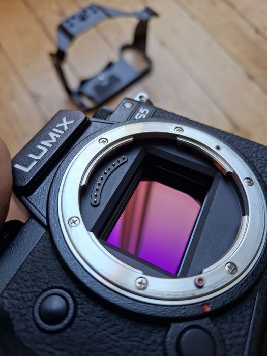 Фотоапарат Lumix S5+обектив 50 мм +cage Smallrig
