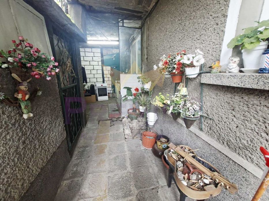 Продава се Къща в Варна, Христо Ботев - 140 кв.м за 1178 €/кв.м - Снимка #6