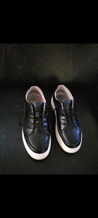 Adidași, teniși și pantofi de damă 37-38.
