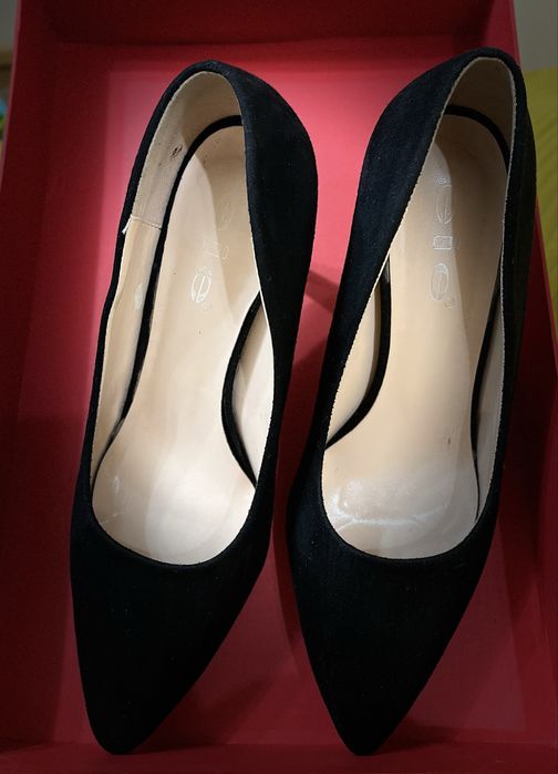 Туфли чёрные лодочки