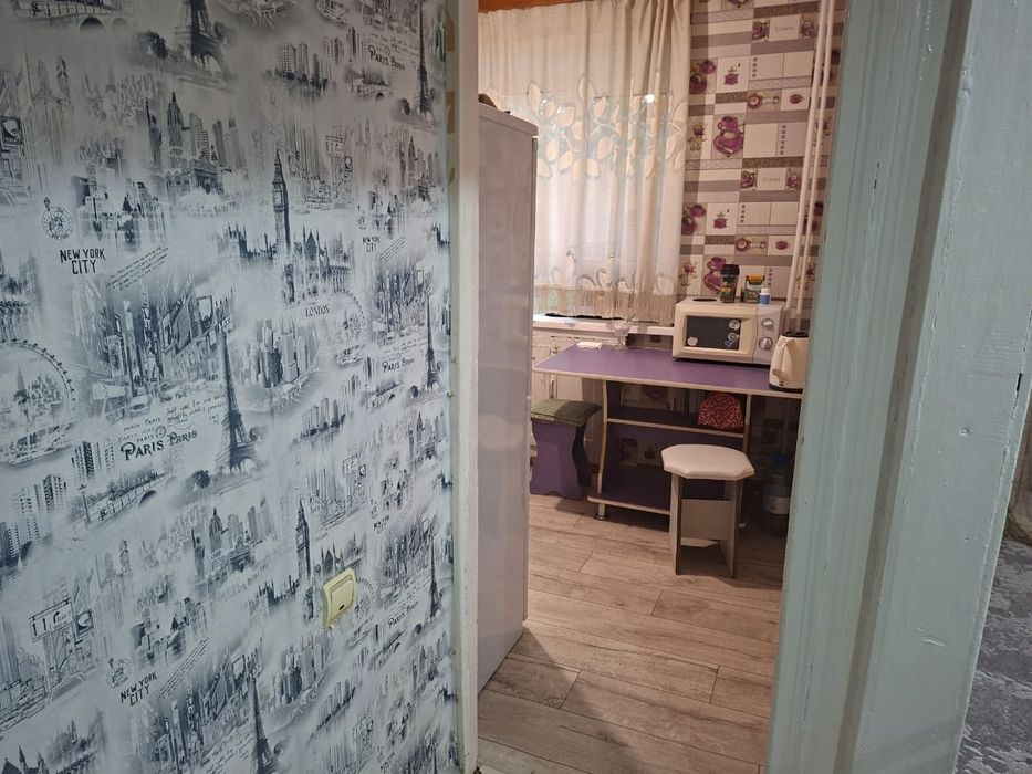 1 ком . Квартира. 120+ ком.услуги .