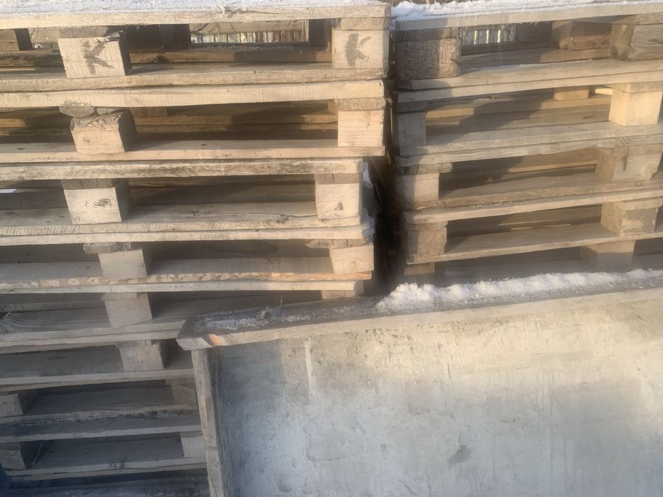 Поддоны 39/40 штук