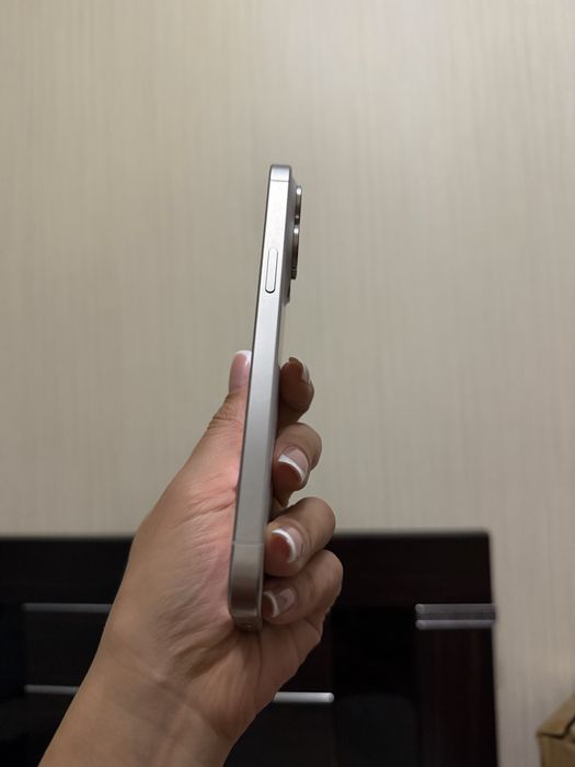 Продам Iphone 15 pro max