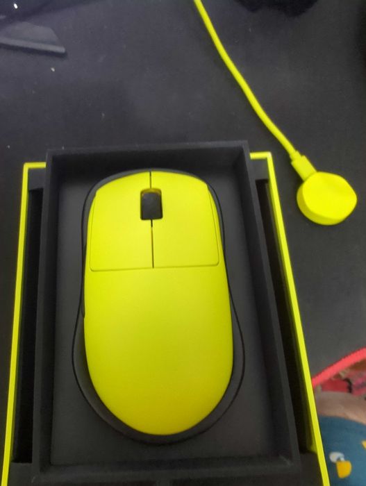 Scyrox V8 Игровая мышь