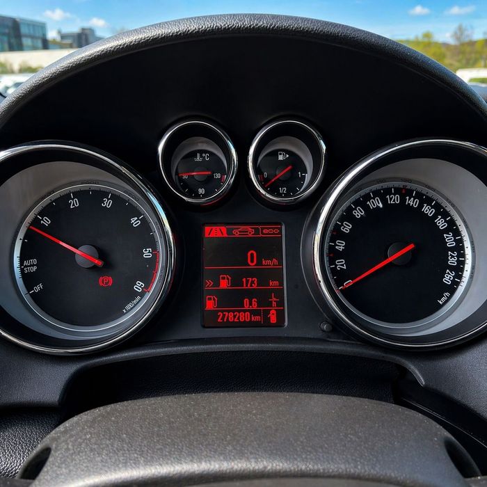Opel Astra J  2015