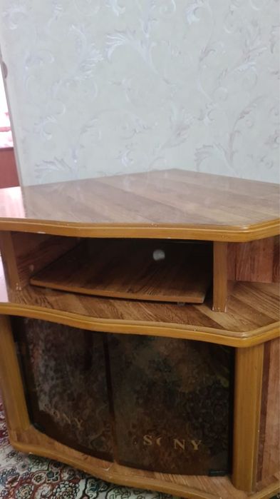 Подставка для телевизора