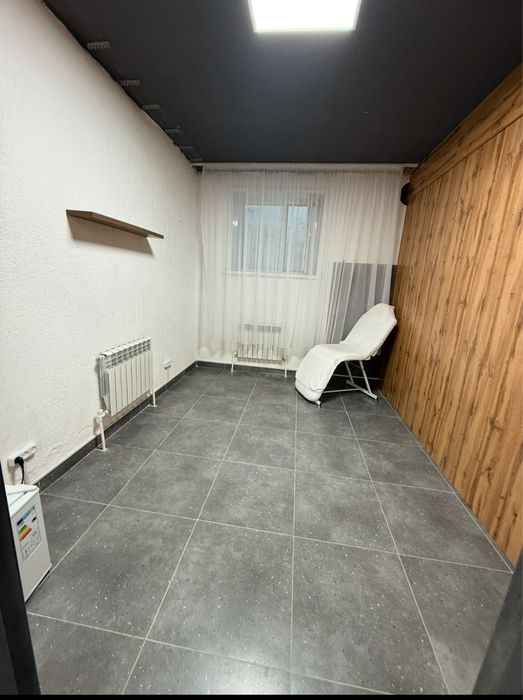 Помещение в салоне