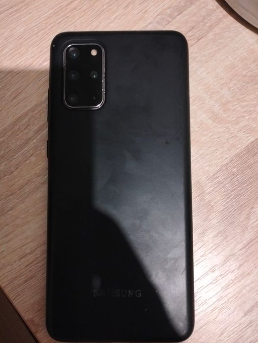 Срочно продам Samsung Galaxy S20+