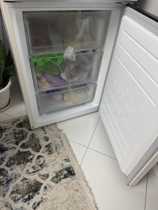 Холодильник LG холодильник