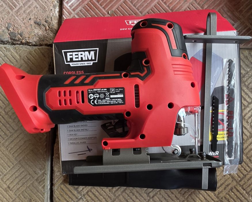 Акумулаторно зеги Ferm 20v