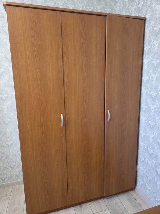 Продам спальный гарнитур есть доставка