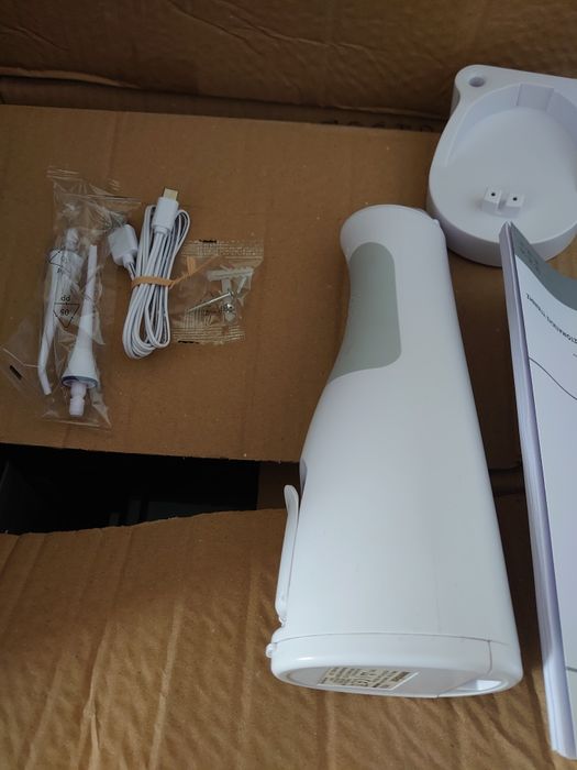 Безжичен душ за зъби (уста) Nevadent