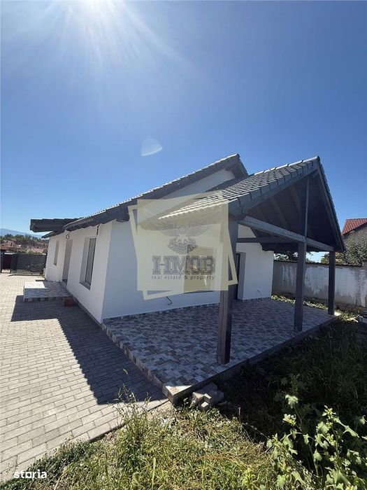 Casa individuala 4 camere 2 bai teren 500 mp la 8 km de Sibiu