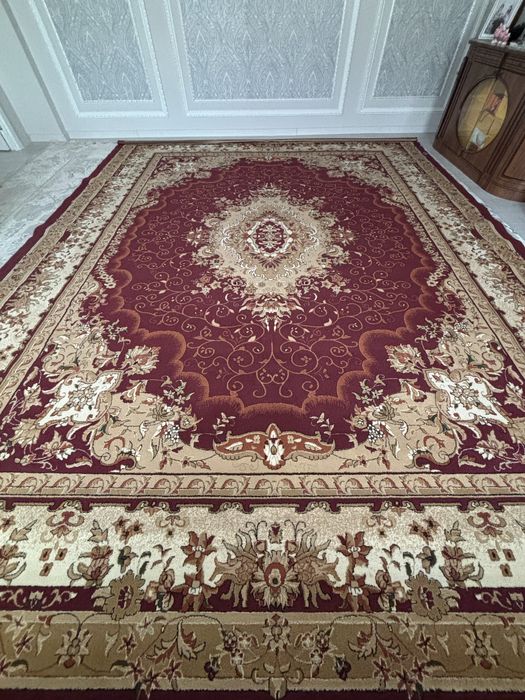 Продаётся качественный ковёр