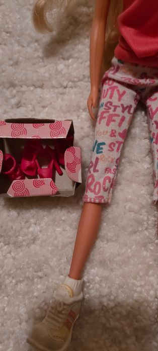 Păpușă Barbie (Simba Toys)