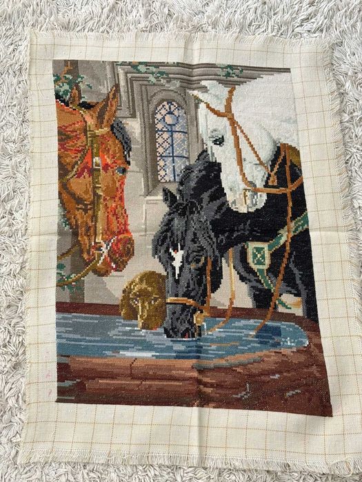 Продавам гоблени.