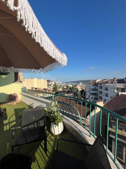 Продава се Тристаен апартамент в Варна, Операта - 130 кв.м за 7 €/кв.м - Снимка #4