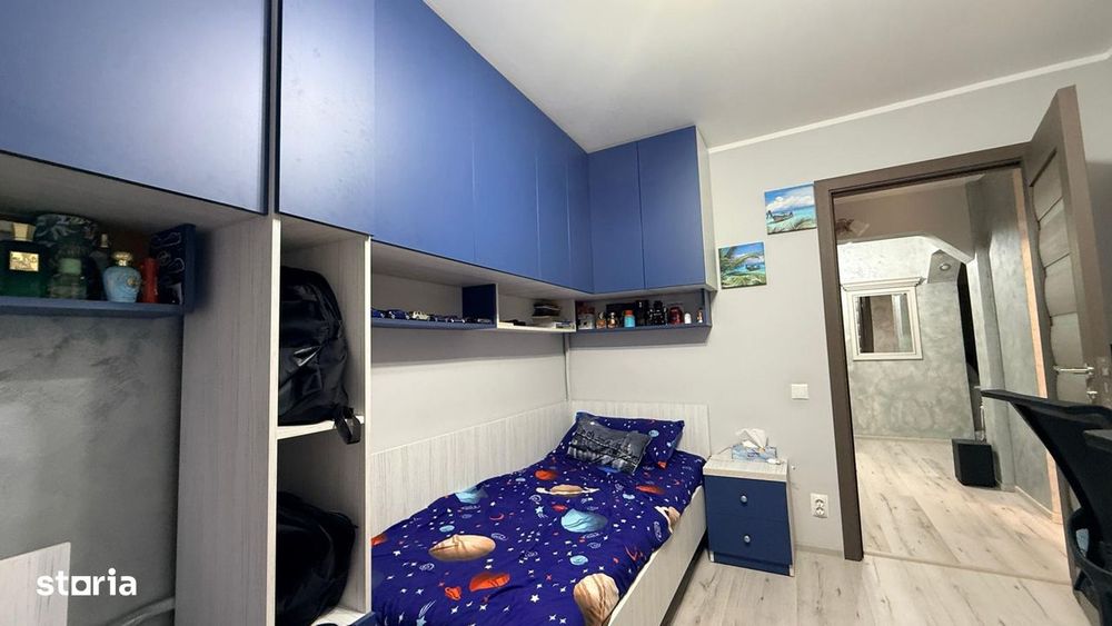 Apartament 4 camere Parcul Curcubeului , etaj 3 , renovat