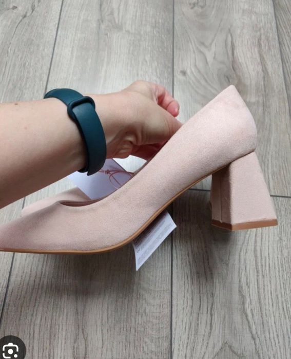 Туфельки от бренда sinsey