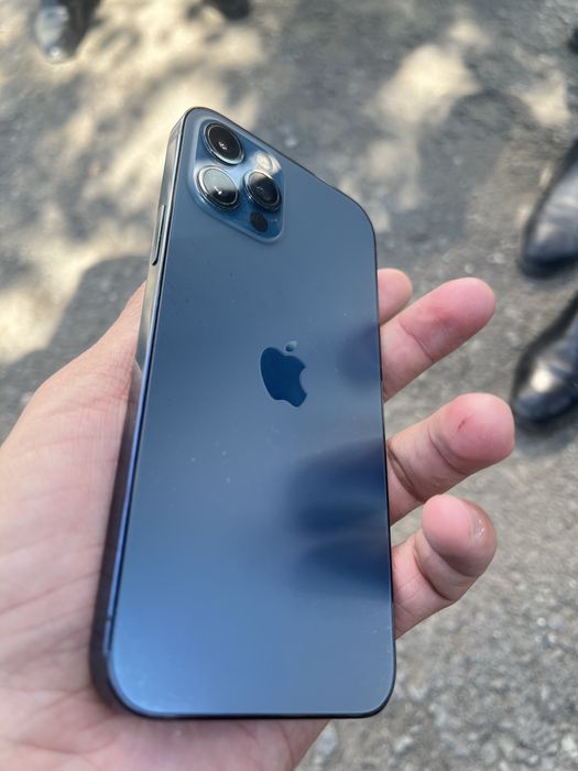 Продам iPhone 12 pro