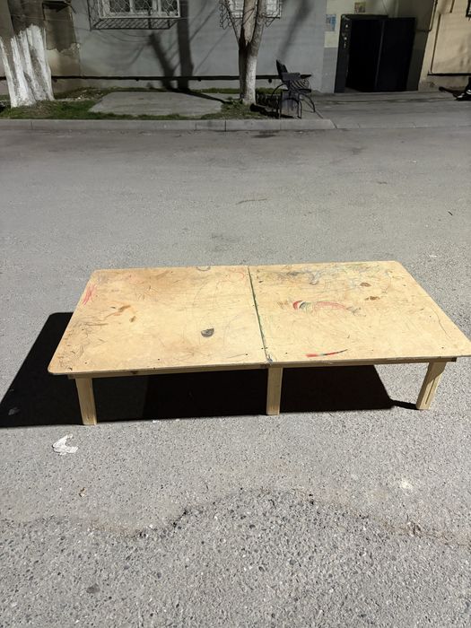 Продаются стол