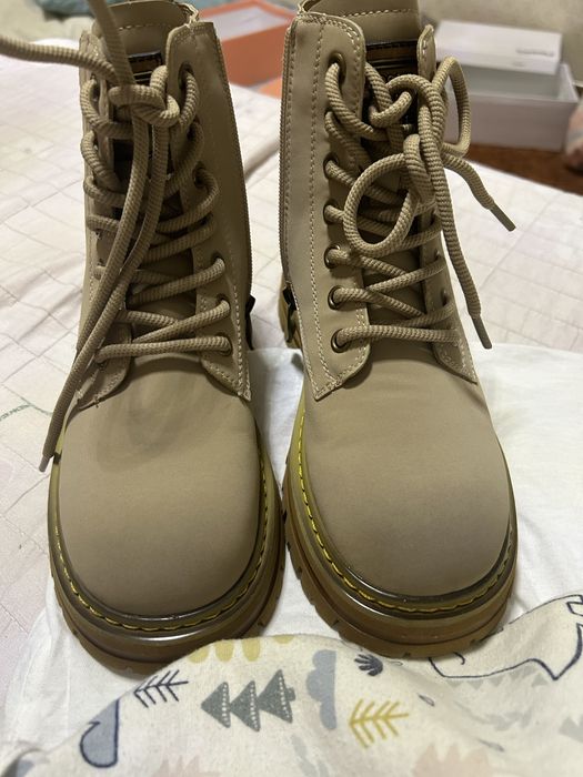 Обувь ботинки для осени