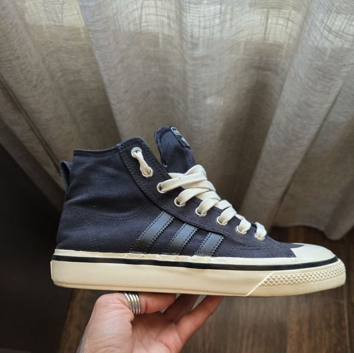 Оригинални дамски кецове adidas nizza и adidas Vl Court Bold Wm