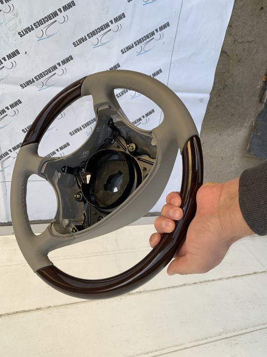 Руль дерево Мерседес Mersedes